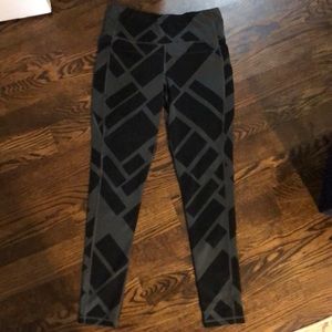 Like new Lucy full-length leggings